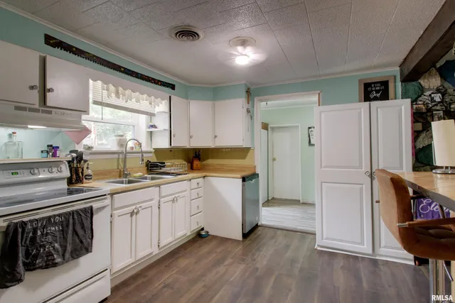 $165,000 | 1210 Shady Acres Lane, Quincy, IL 62305