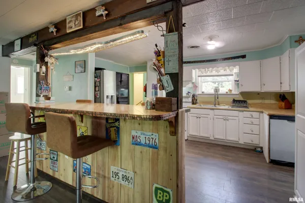 $145,500 | 1210 Shady Acres Lane, Quincy, IL 62305