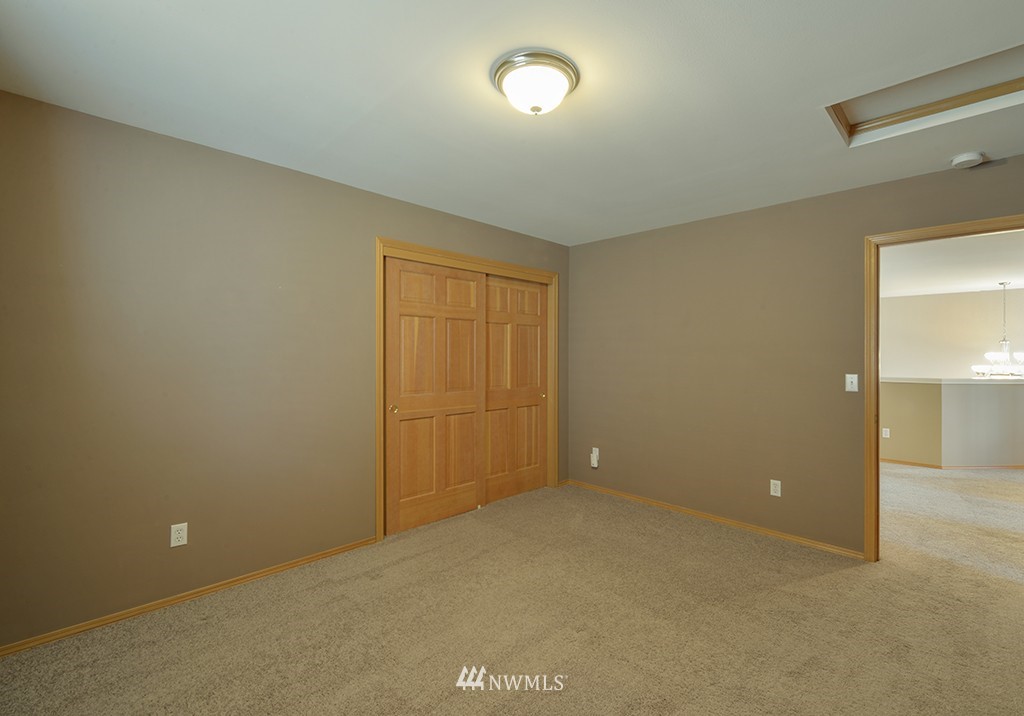3507 Northeast 23rd Court Renton, WA 98056 - Photo 14 of 25 Gallery Image 14