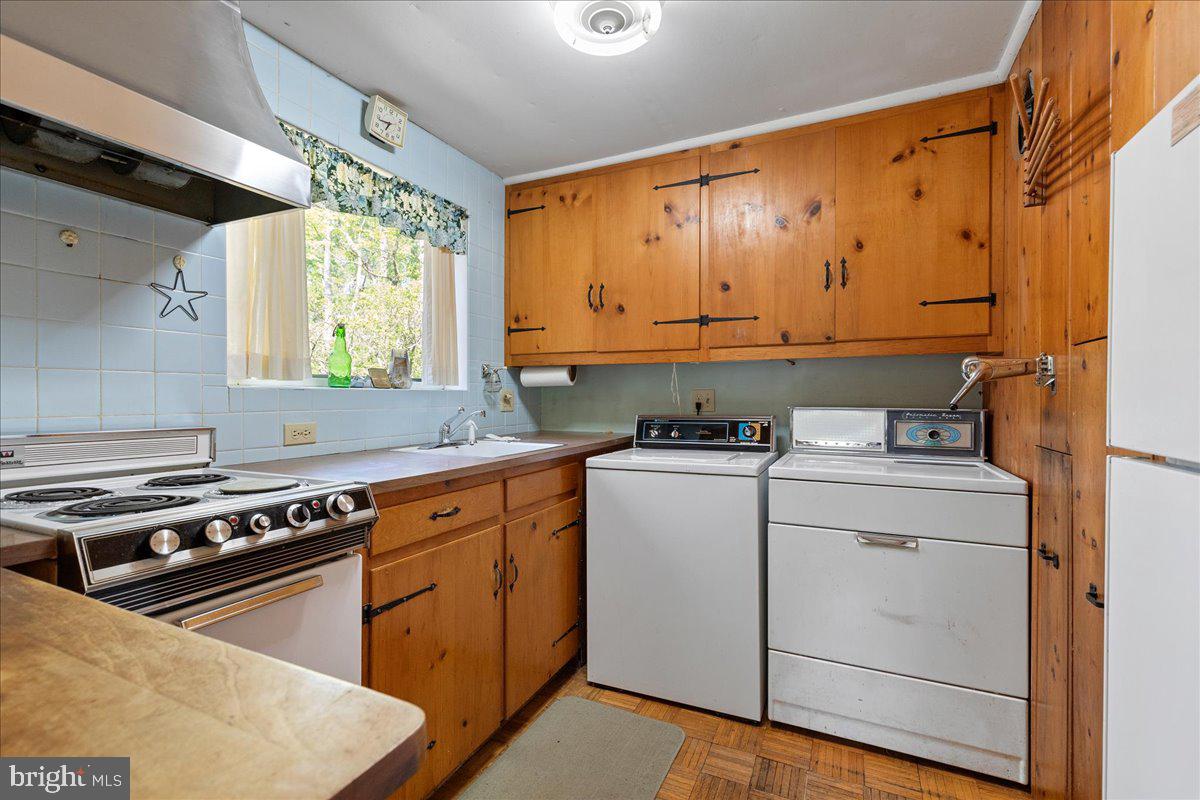 133 Woosamonsa Road Pennington, NJ 08534 - Photo 10 of 27