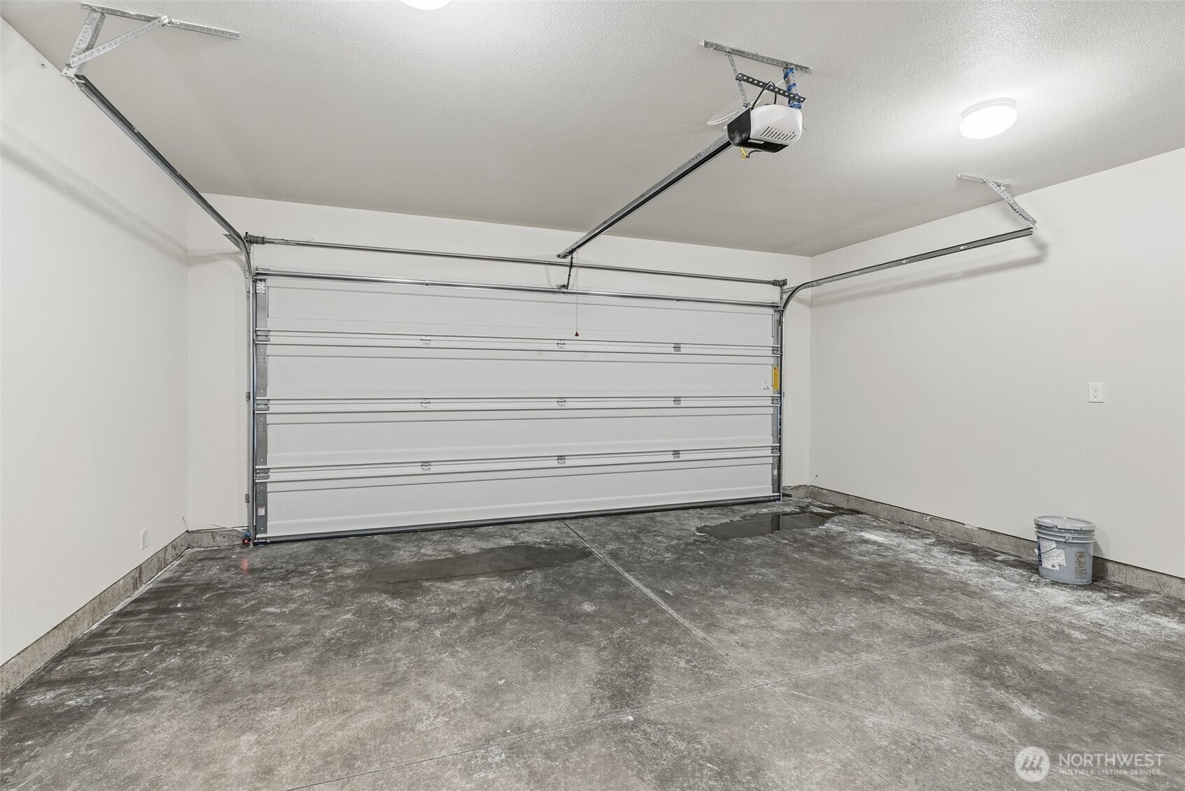 204 Douglas Street Longview, WA 98632 - Photo 31 of 31 a view of a room with an empty space