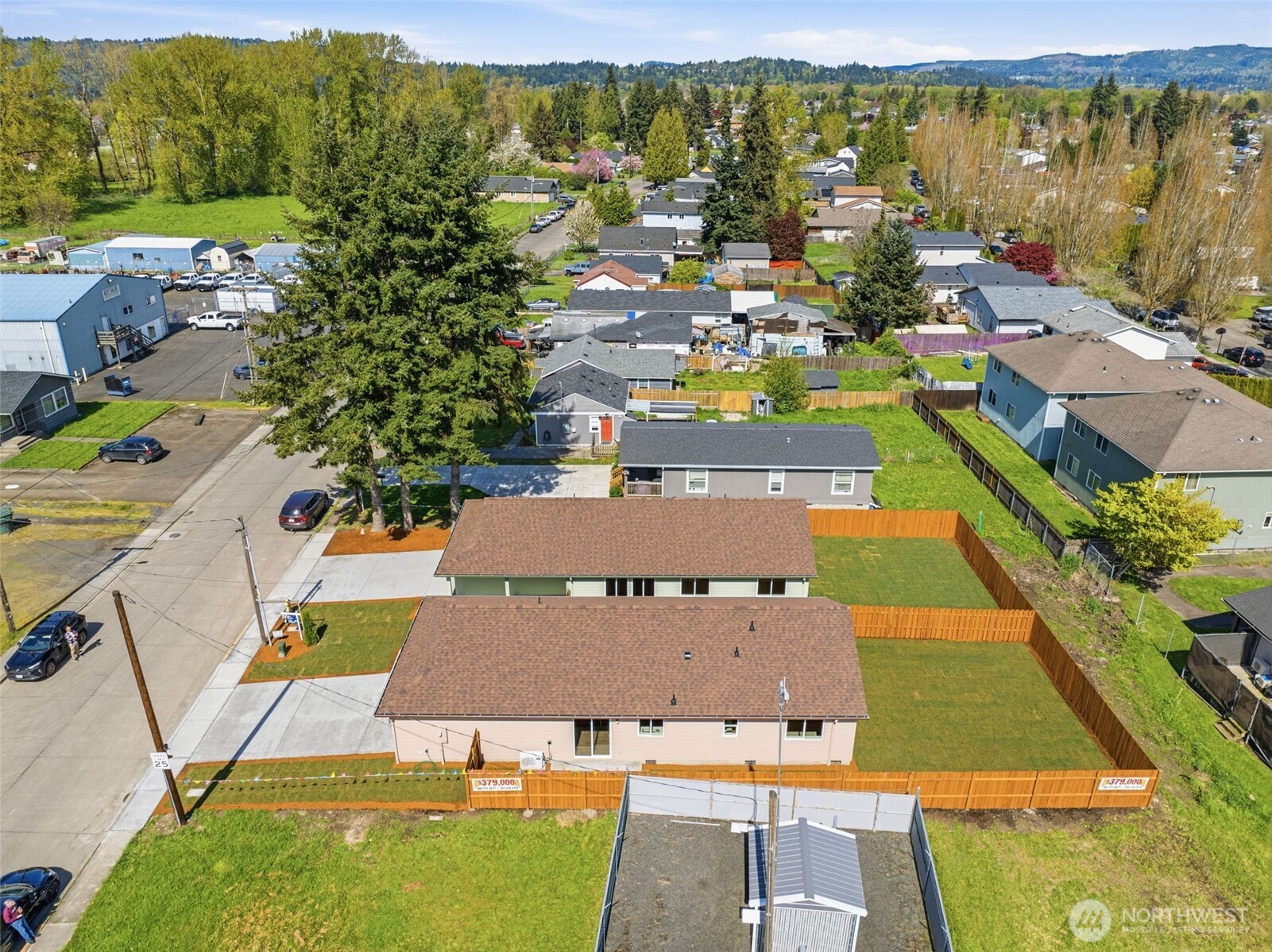 204 Douglas Street Longview, WA 98632 - Photo 6 of 31 an aerial view of a