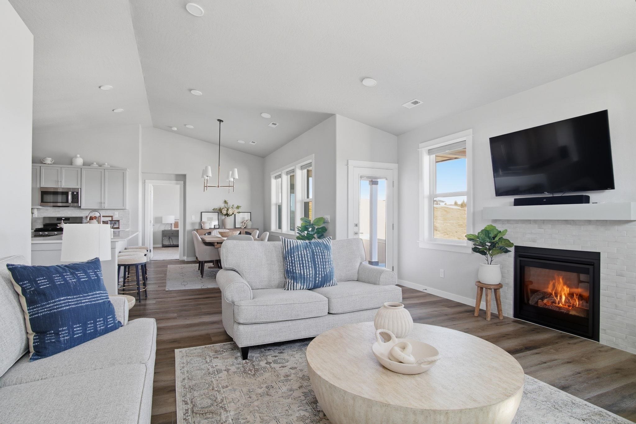 1500 South Moen Road Greenacres, WA 99016 - Photo 3 of 39