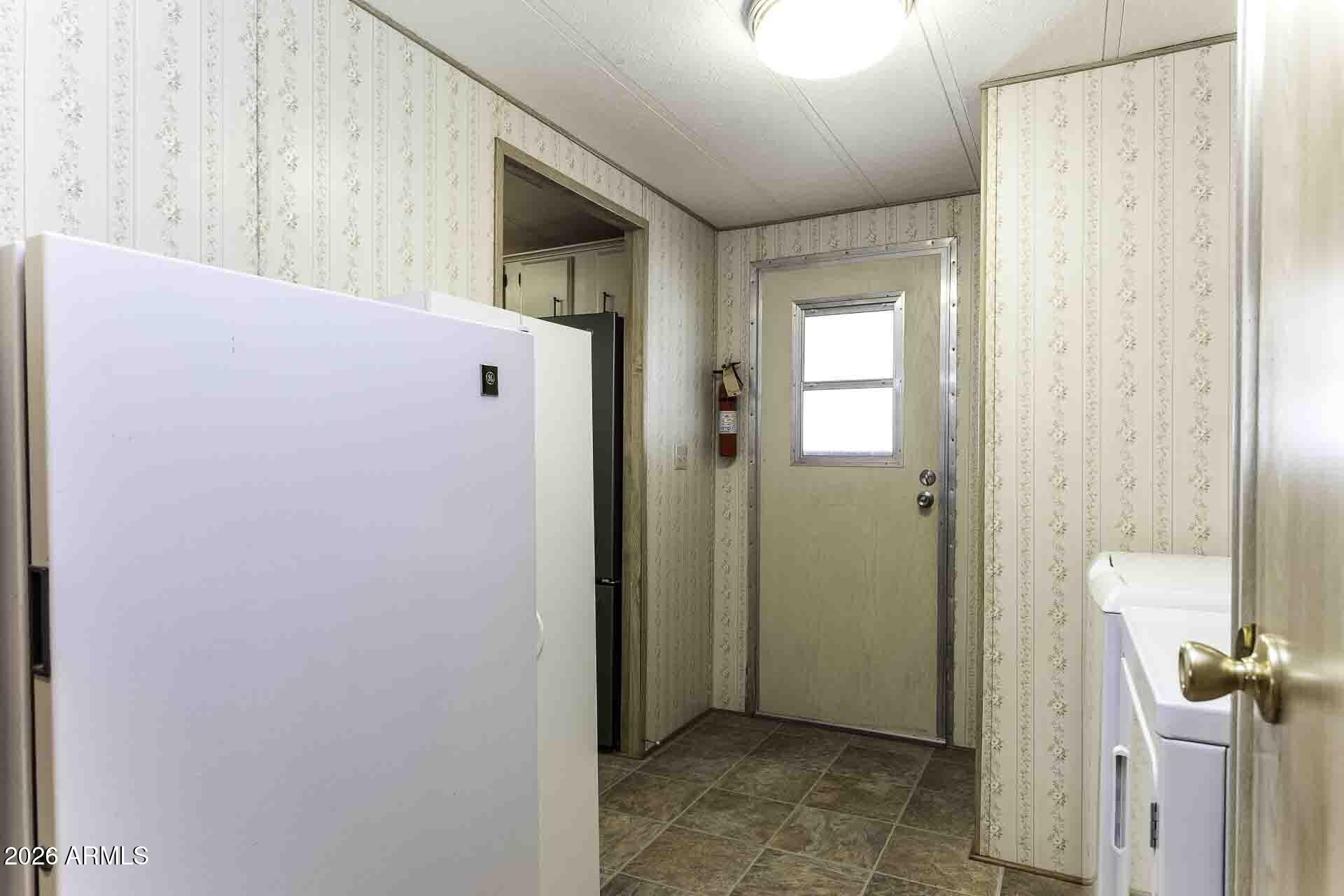 2100 North Trekell Road, Unit 143 Casa Grande, AZ 85122 - Photo 20 of 34 a view of an empty room