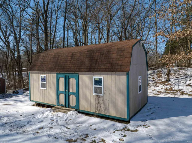 $255,000 | 10401 Wolfinger Road, Mount Vernon, IN 47620