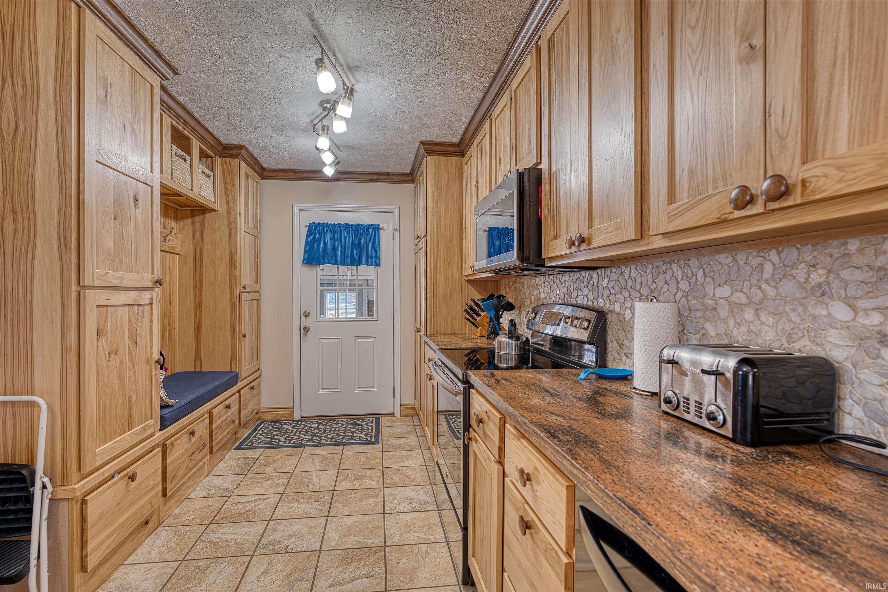 10401 Wolfinger Road Mount Vernon, IN 47620 - Photo 8 of 25