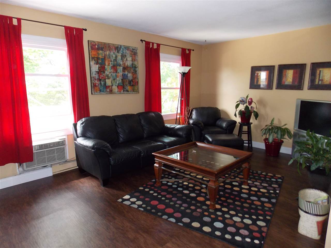 57 Union Avenue, Unit 206 Laconia, NH 03246 - Photo 3 of 18 Gallery Image 3