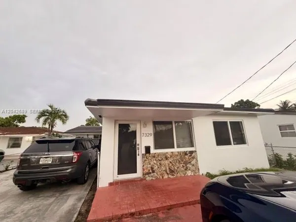 $2 | 7329 Southwest 22nd Street, Miami, FL 33155