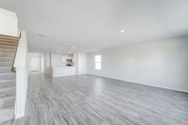 $284,990 | 1040 Greenspointe Avenue, La Grange, TX 78945