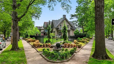 $795,000 | 3820 Campbell Street, Kansas City, MO 64109