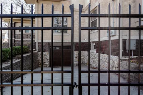 $810,000 | 3820 Campbell Street, Kansas City, MO 64109