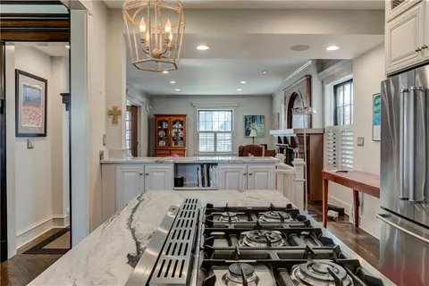 $795,000 | 3820 Campbell Street, Kansas City, MO 64109