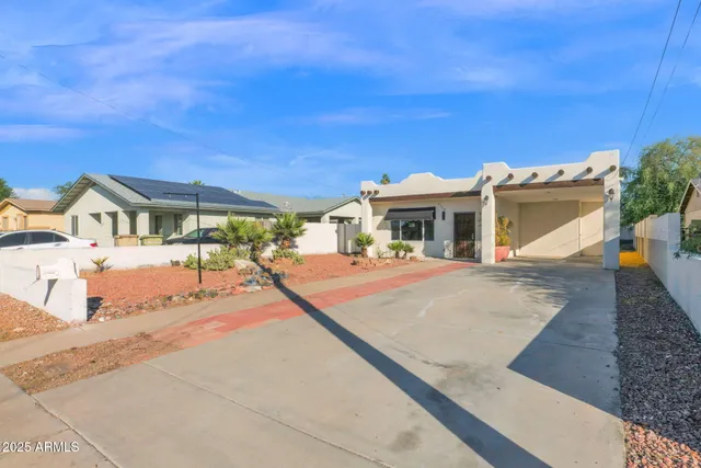 a view of house with outdoor space