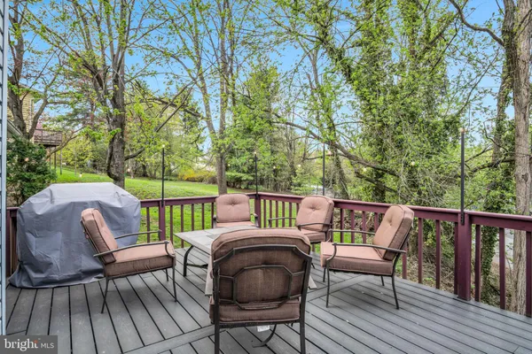 $445,000 | 336 Indian Creek Drive, Mechanicsburg, PA 17050
