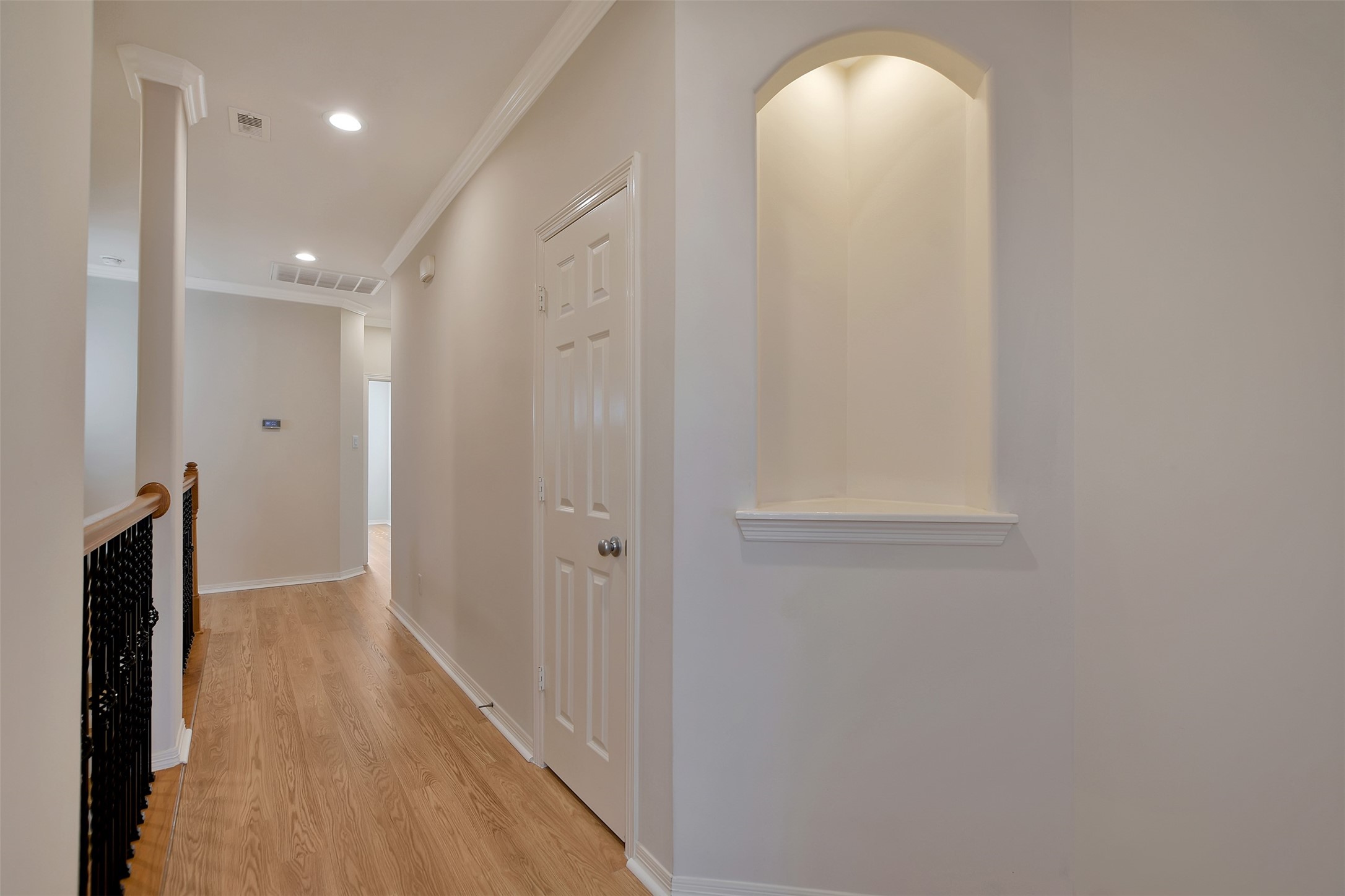 14459 Basalt Lane Houston, TX 77077 - Photo 31 of 35 Another view of the hallway