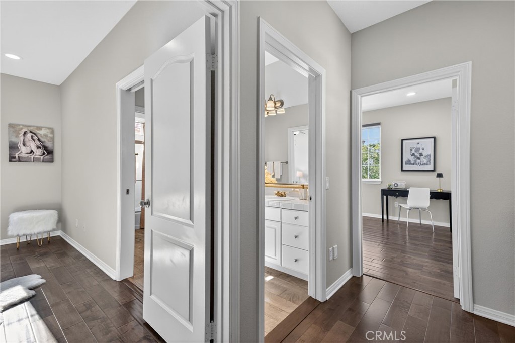 20800 Campania Lane Porter Ranch, CA 91326 - Photo 36 of 70