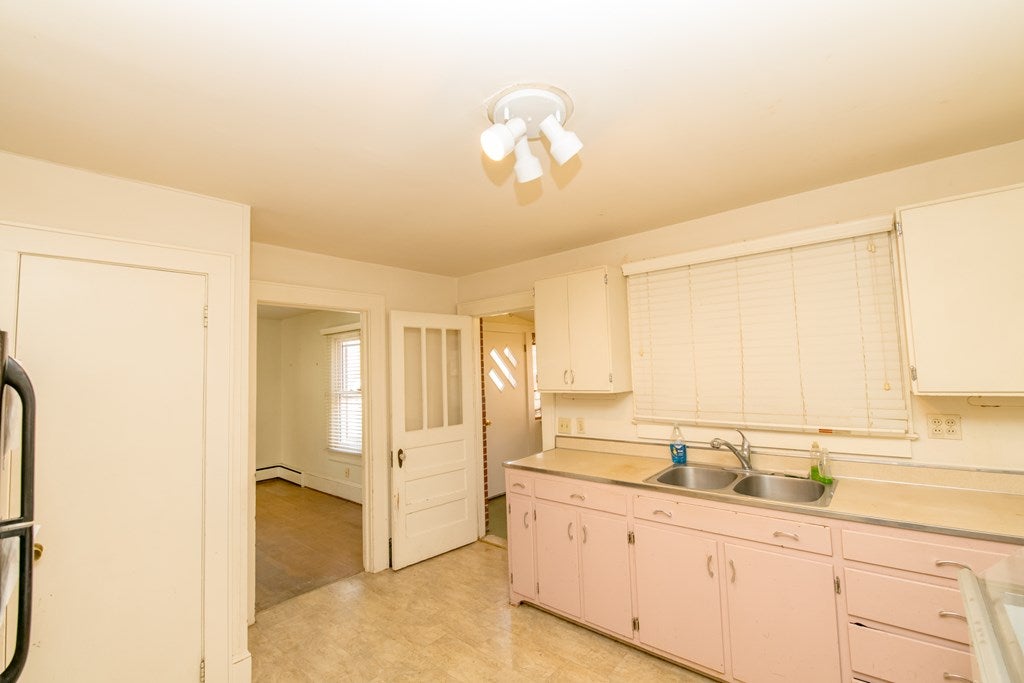 611 Glendale Road Galax, VA 24333 - Photo 33 of 64 Gallery Image 33