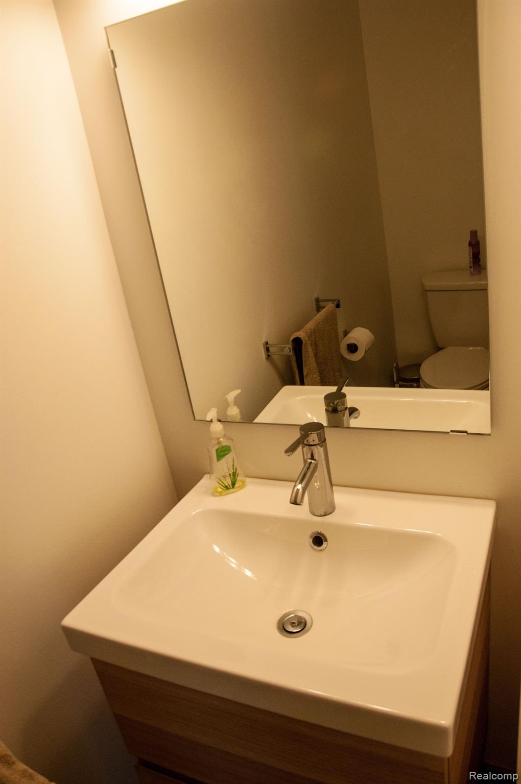 634 Millstone Drive Rochester, MI 48309 - Photo 33 of 52 Gallery Image 33