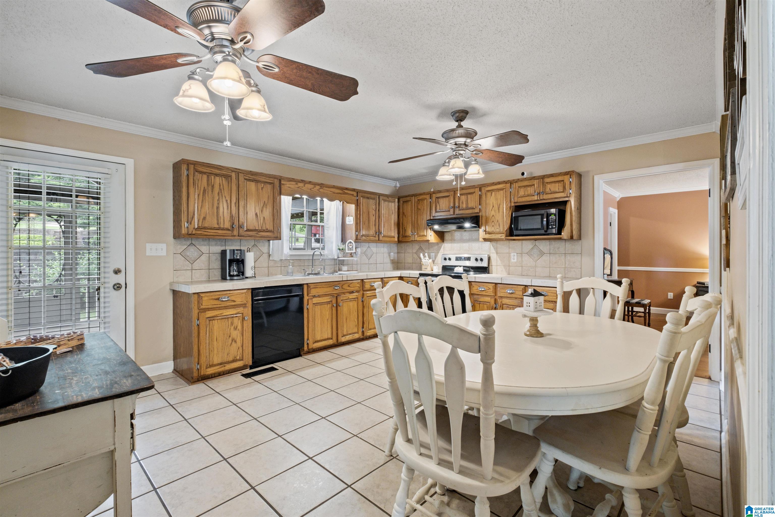 100 Sycamore Lane Rainbow City, AL 35906 - Photo 6 of 22