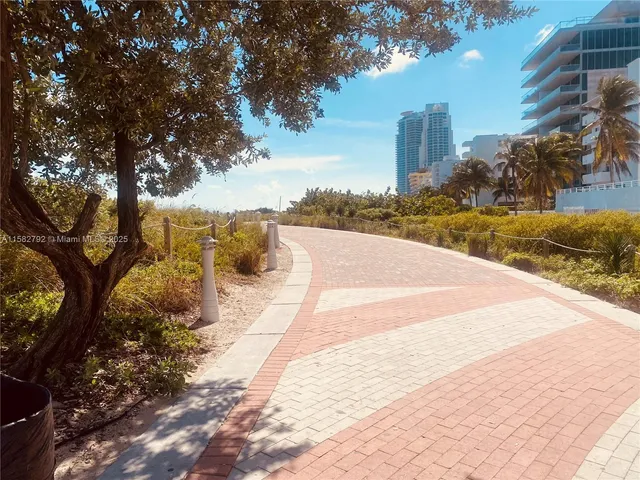 $495,000 | 345 Ocean Drive, Unit 307, Miami Beach, FL 33139