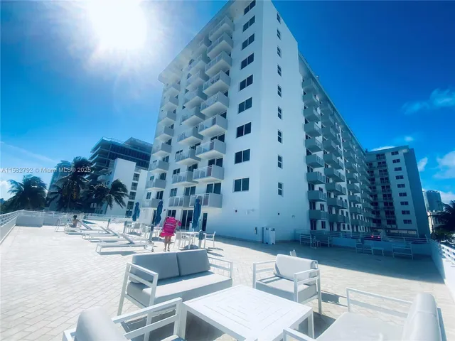 $495,000 | 345 Ocean Drive, Unit 307, Miami Beach, FL 33139