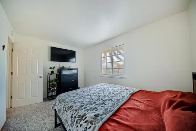 $499,500 | 719 Summit Lakes Way, Galt, CA 95632