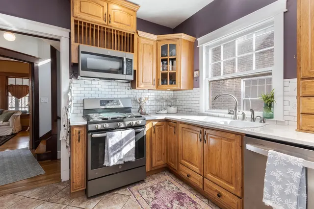 $304,900 | 1305 South Fell Avenue, Normal, IL 61761