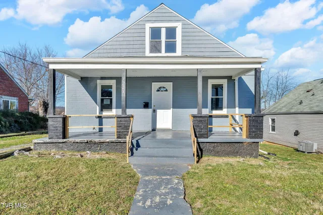 $198,500 | 1227 Shelby Street, Bristol, TN 37620