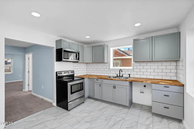 $198,500 | 1227 Shelby Street, Bristol, TN 37620