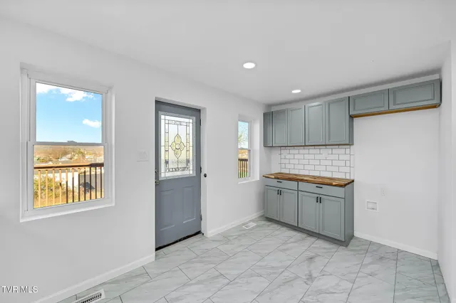 $198,500 | 1227 Shelby Street, Bristol, TN 37620