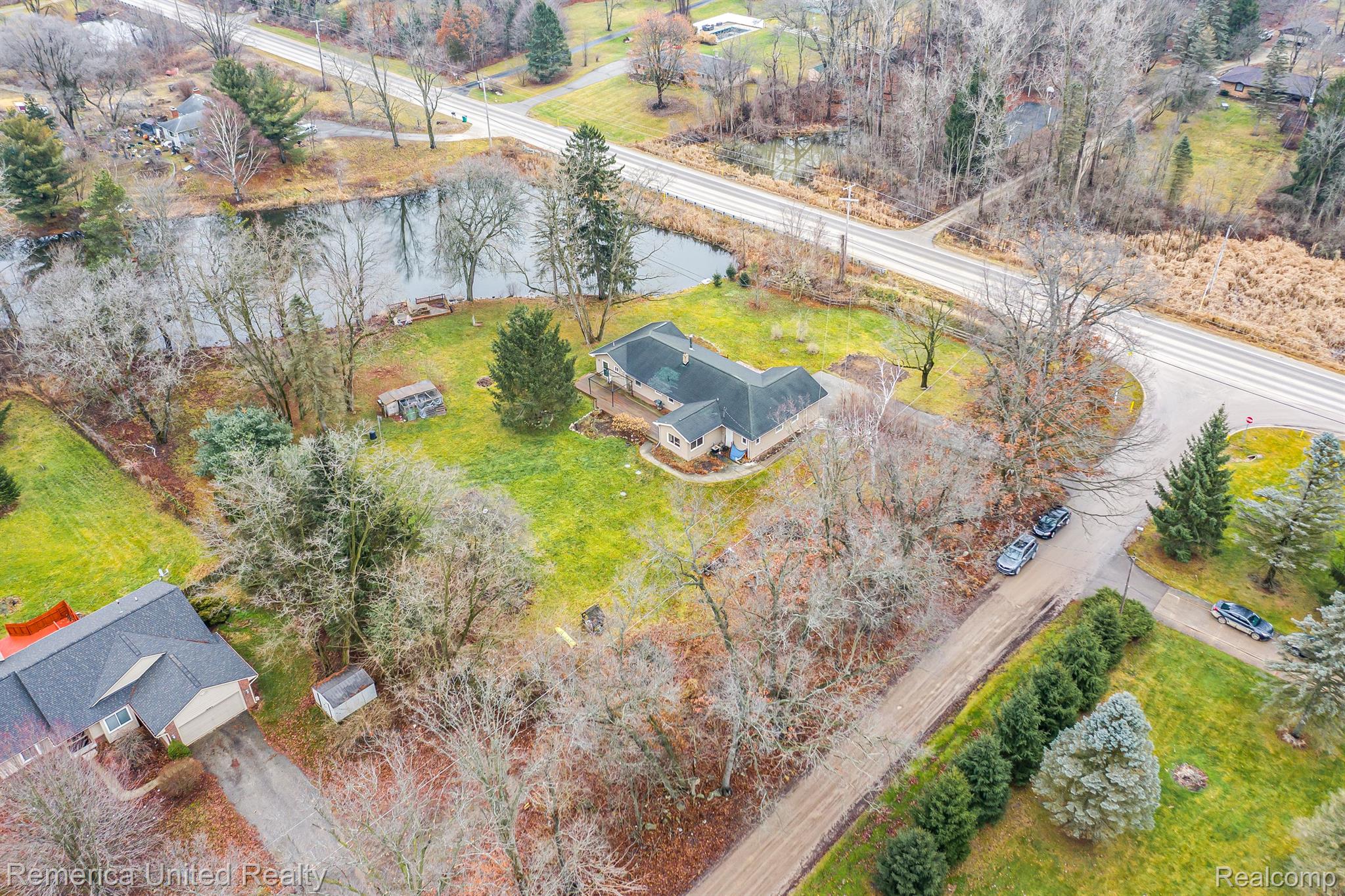 10413 Oakhill Road Holly, MI 48442 - Photo 34 of 39 Gallery Image 34