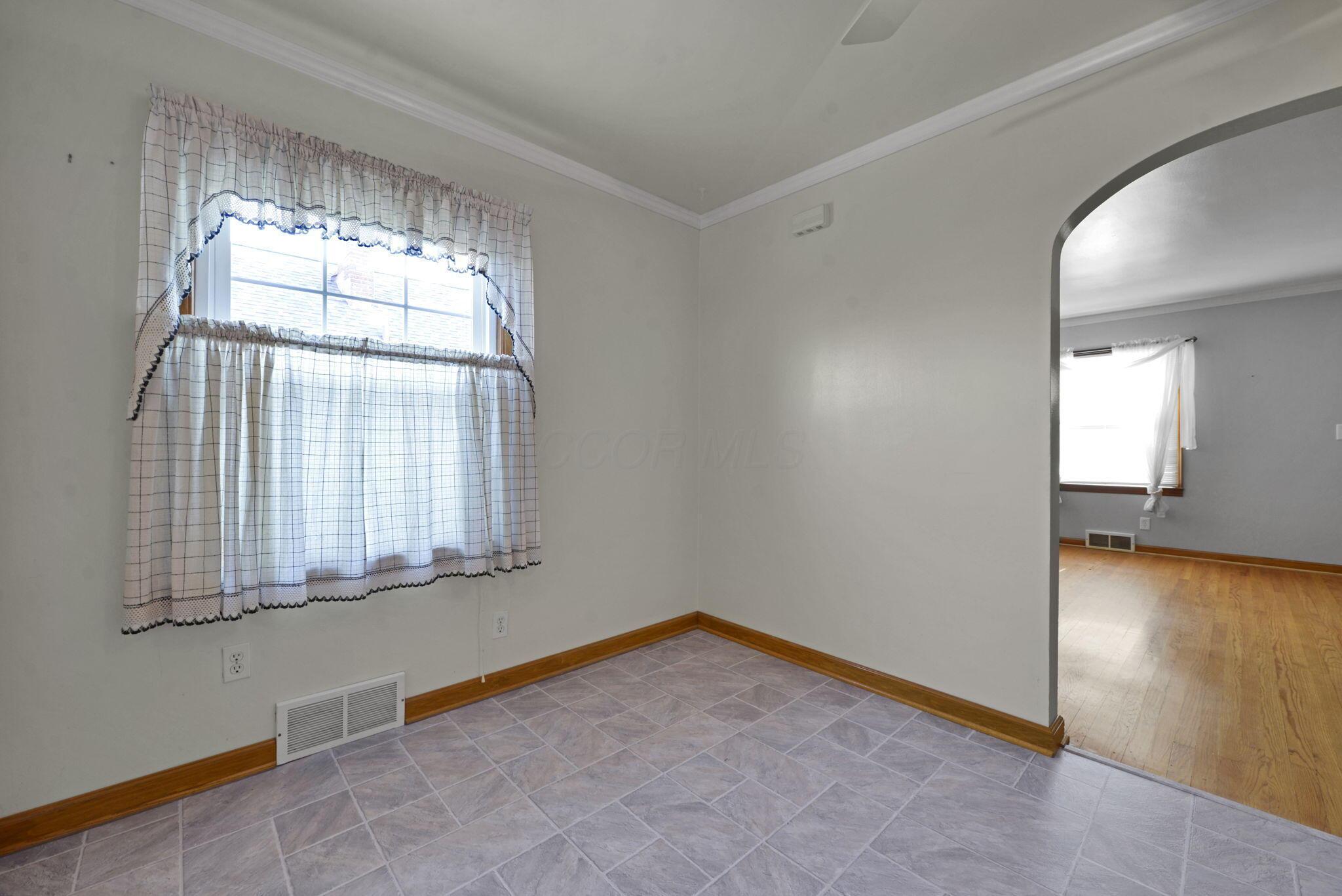 267 Demorest Road Columbus, OH 43204 - Photo 11 of 40 7-web-or-mls-267-demorest-rd