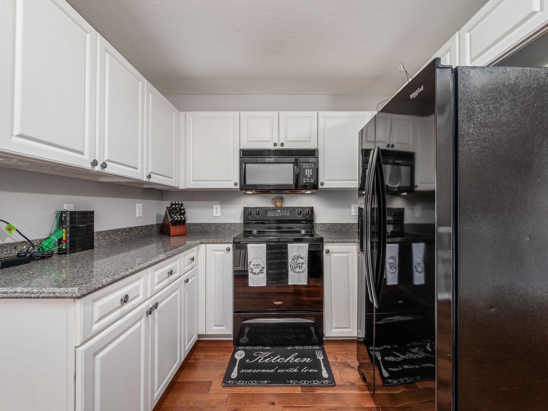 362 Sycamore Ridge Way Columbus, OH 43230 - Photo 9 of 40 Kitchen