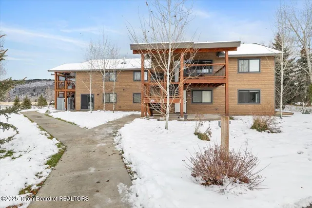 $499,000 | 205 Lakewood Road, Unit 2A, Victor, ID 83455