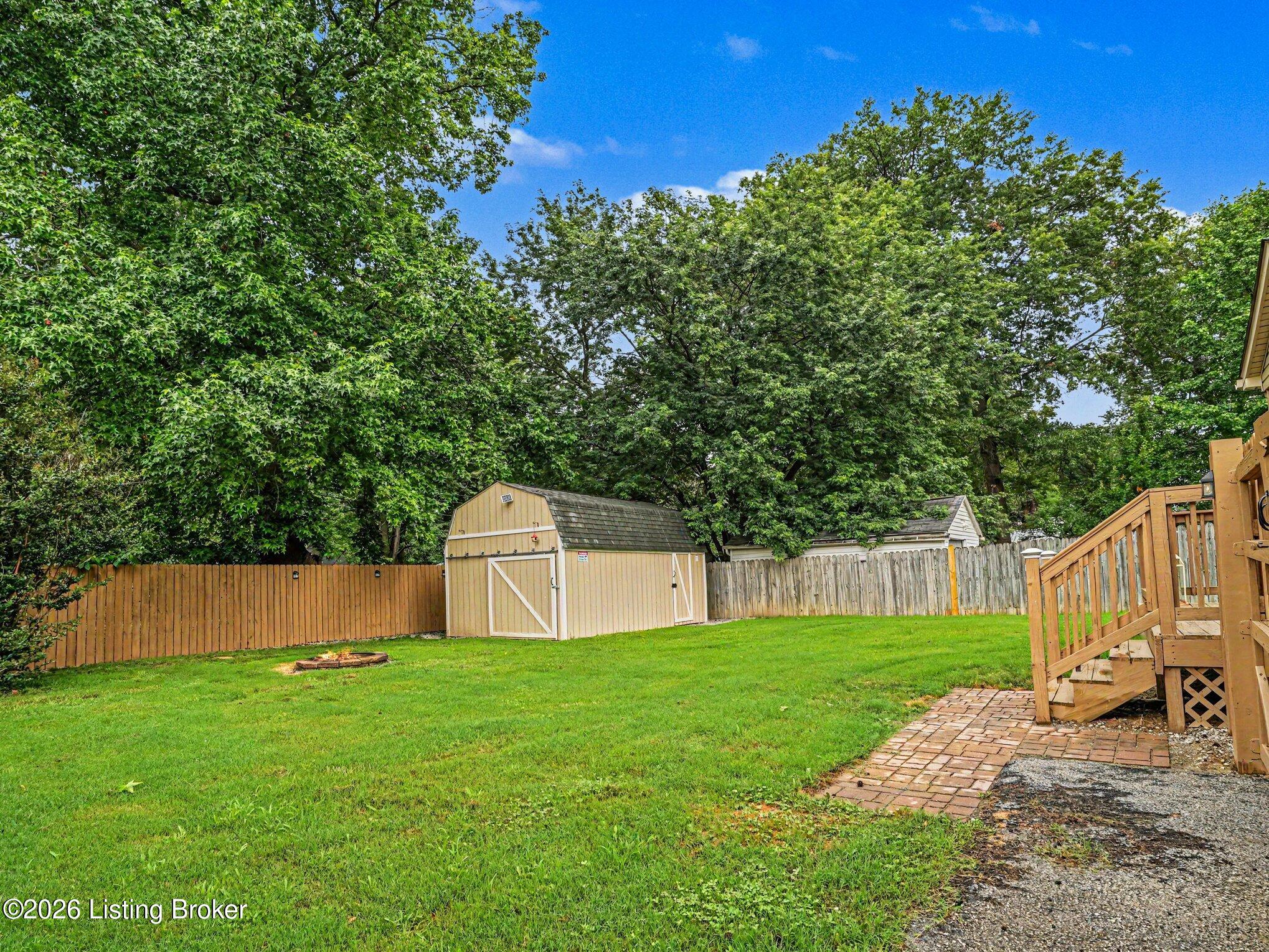 4624 Dohn Road Louisville, KY 40216 - Photo 28 of 34 025_file_6662