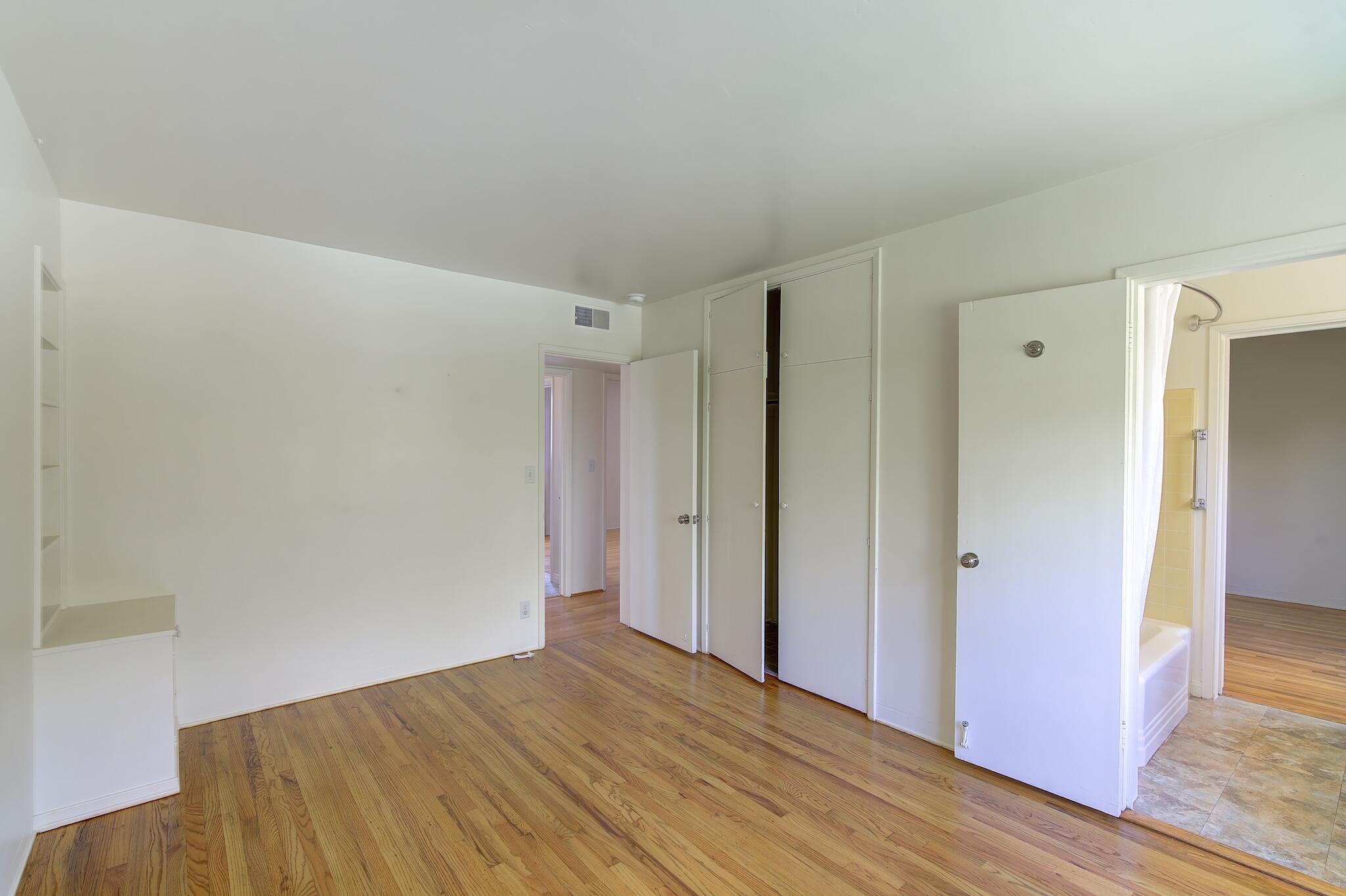 1802 Loma Street Santa Barbara, CA 93103 - Photo 17 of 26 Bed 1