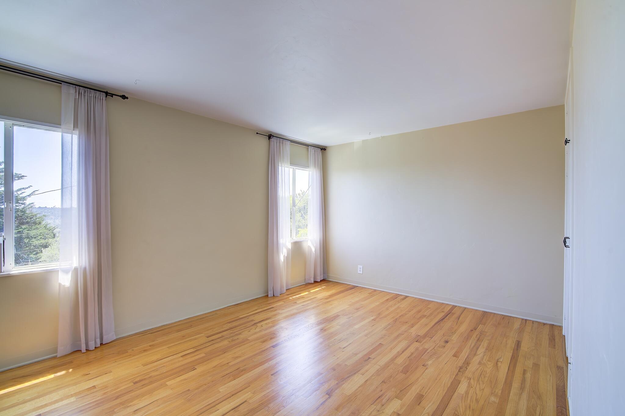 1802 Loma Street Santa Barbara, CA 93103 - Photo 20 of 26 Primary Bed