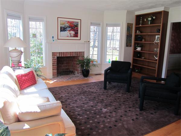 12 Powder House Lane Boxford, MA 01921 - Photo 3 of 17