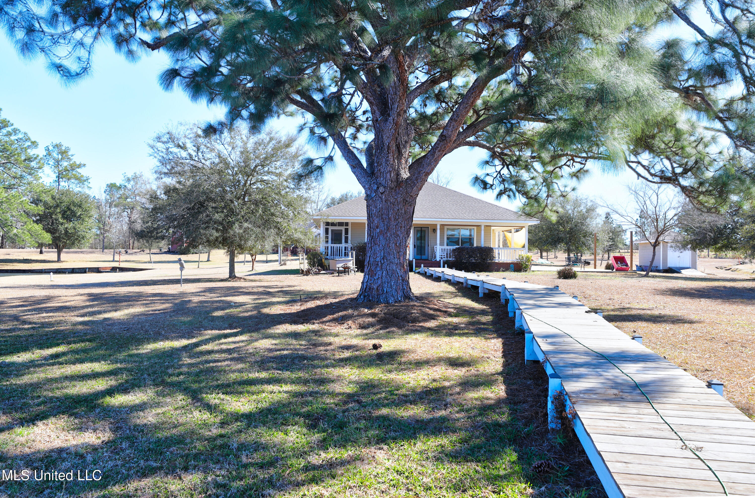 99 Hummingbird Drive Perkinston, MS 39573 - Photo 2 of 33 Front