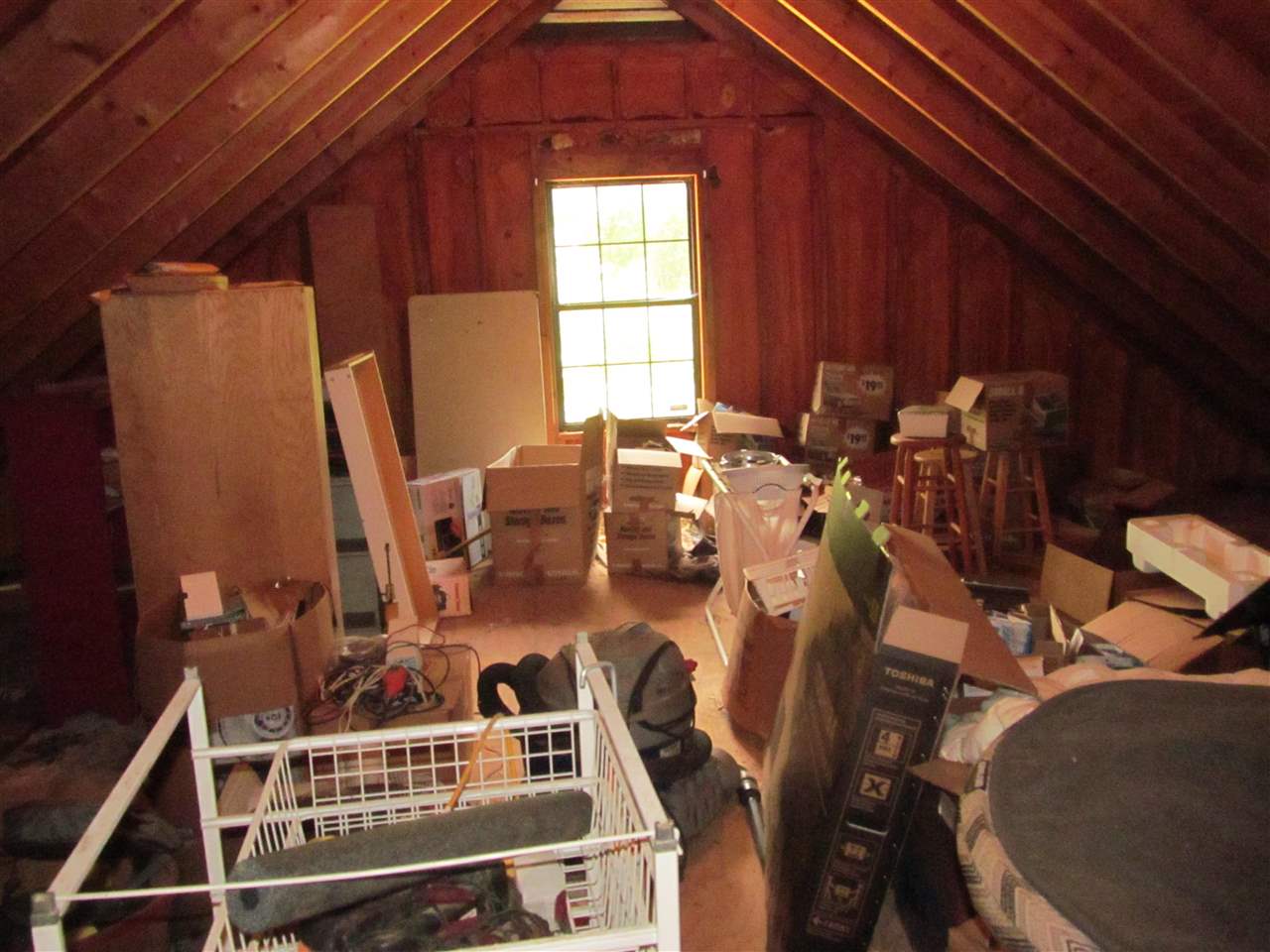 965 Walnut Bend Road Arlington, TN 38002 - Photo 20 of 25 Finish this 19x17 room into a fourth bedroom or playroom.