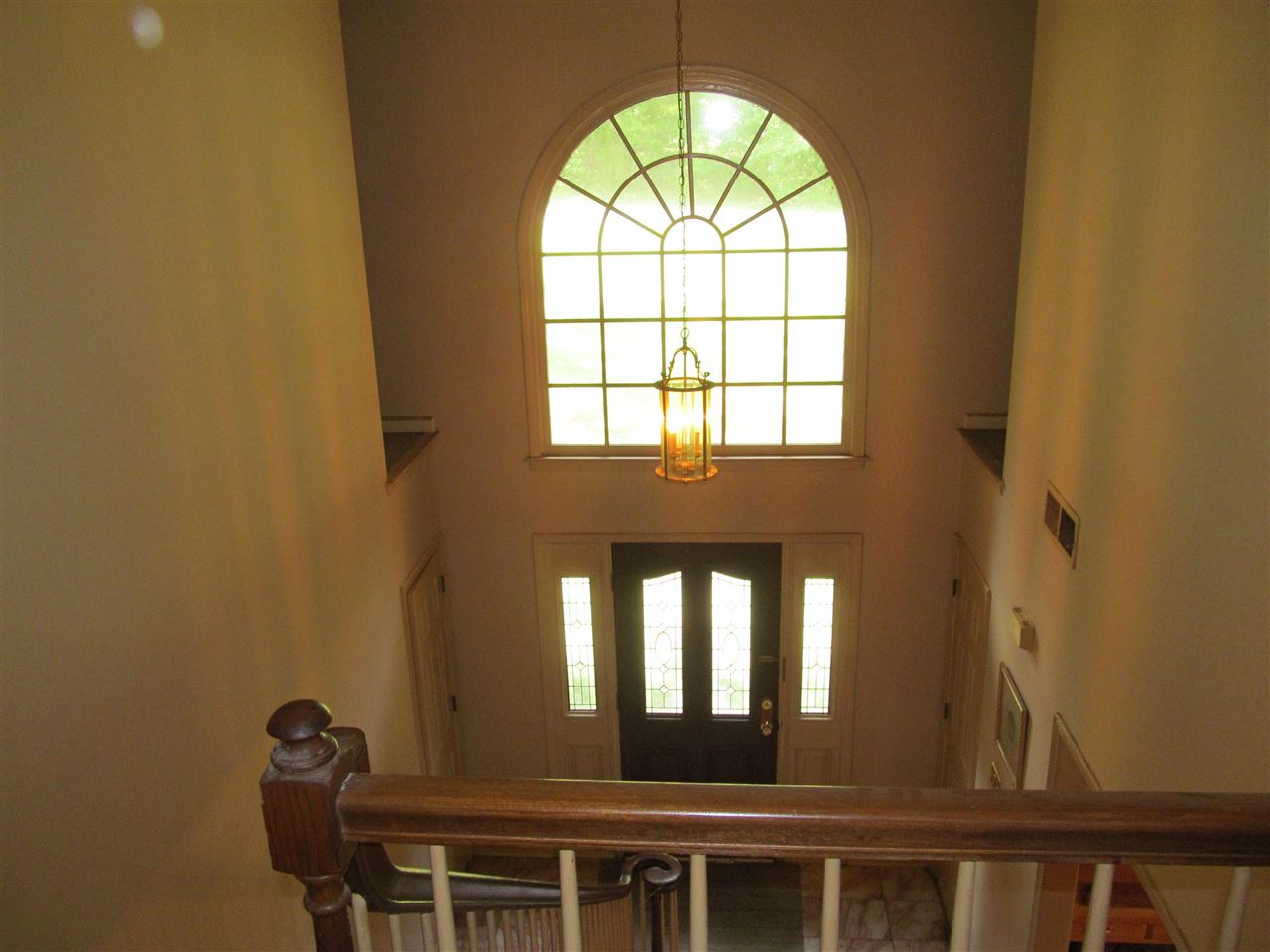 965 Walnut Bend Road Arlington, TN 38002 - Photo 3 of 25 View of front door from upstairs landing area.