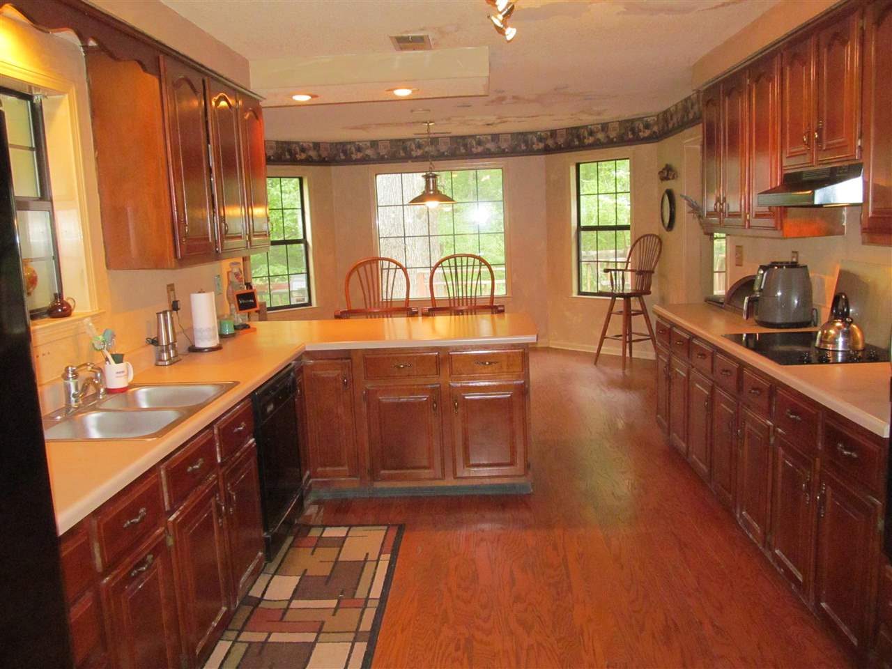 965 Walnut Bend Road Arlington, TN 38002 - Photo 8 of 25 Another view from the Kitchen