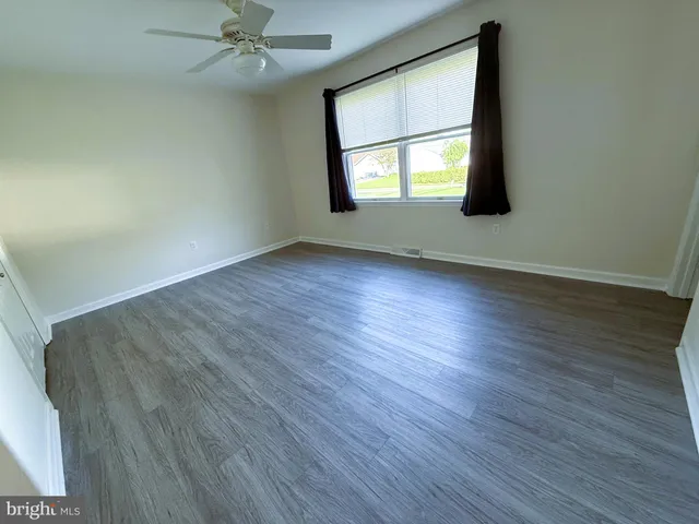 $320,000 | 961 Woodford Drive, Dover, DE 19904