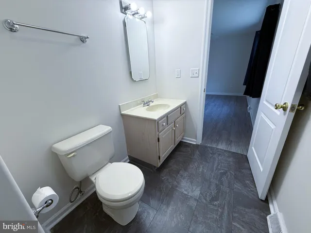 $320,000 | 961 Woodford Drive, Dover, DE 19904