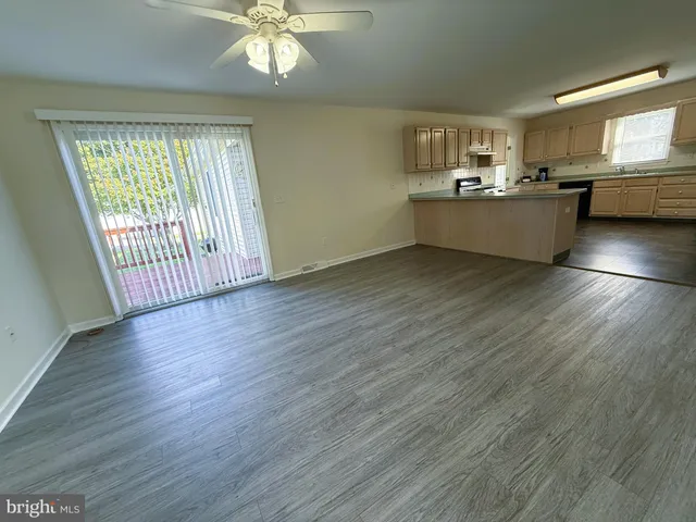 $320,000 | 961 Woodford Drive, Dover, DE 19904