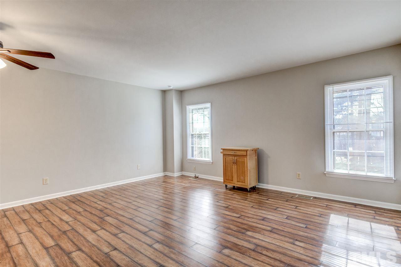6175 Bushmills Street Raleigh, NC 27613 - Photo 6 of 30 Gallery Image 6