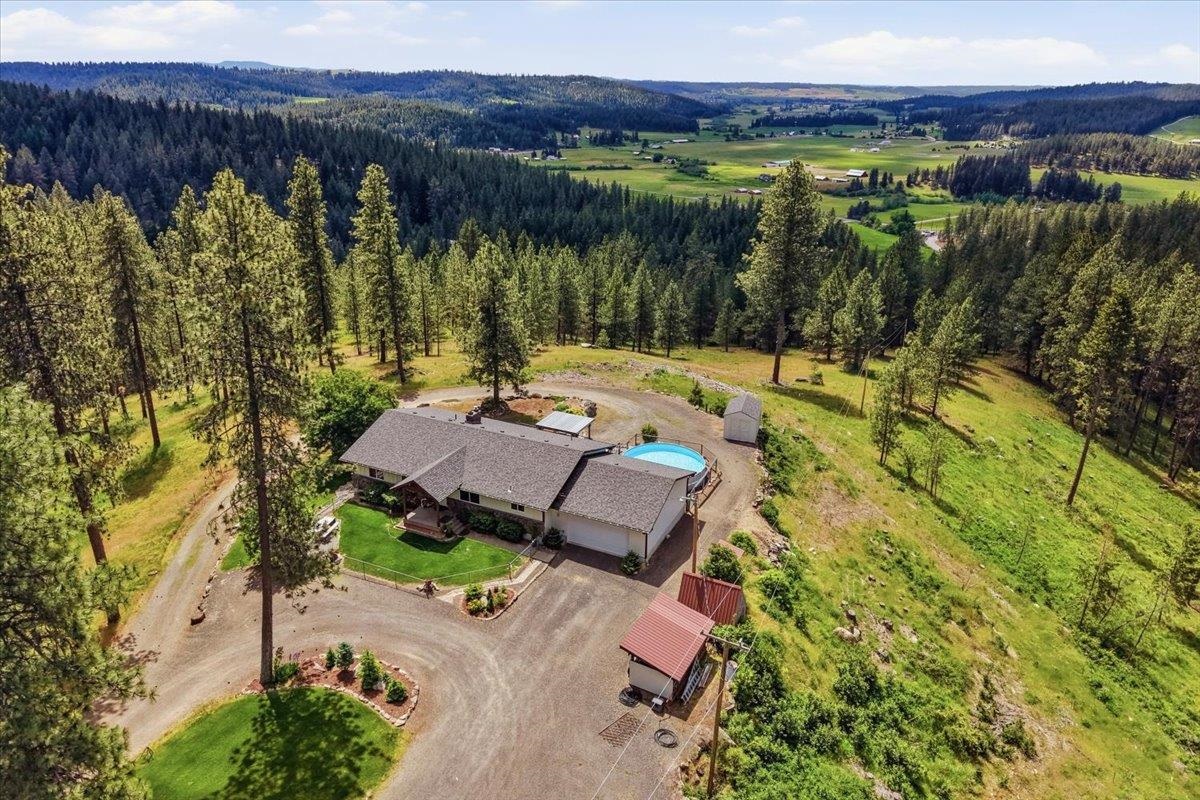 15009 East Cooper Road Mead, WA 99021 - Photo 2 of 50