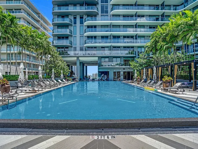 $4,950 | 121 Northeast 34th Street, Unit 2906, Miami, FL 33137