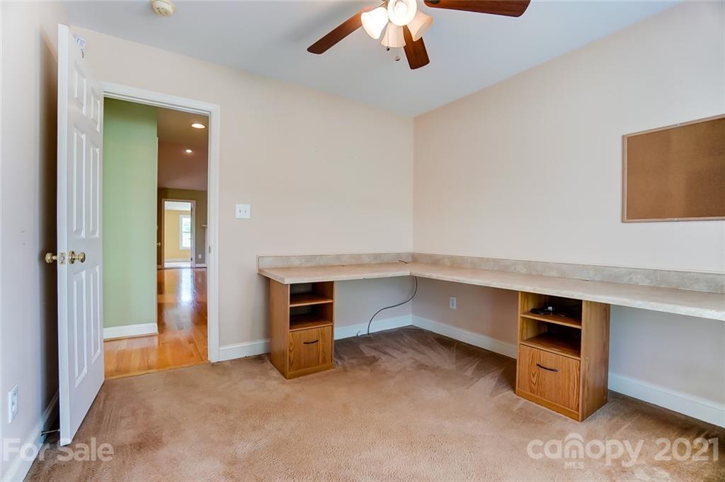 1527 Spring View Drive Catawba, NC 28609 - Photo 28 of 39 Gallery Image 28
