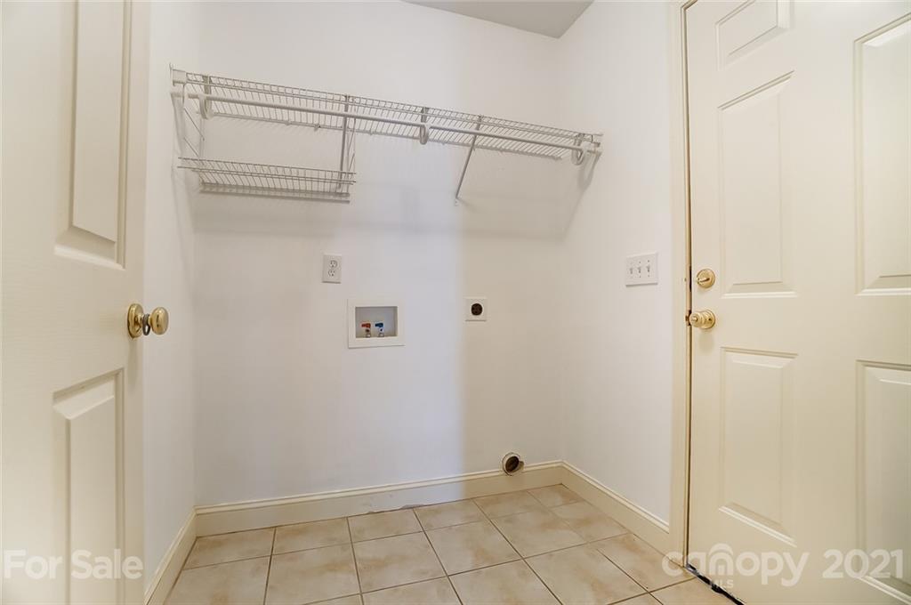 1527 Spring View Drive Catawba, NC 28609 - Photo 31 of 39 Gallery Image 31